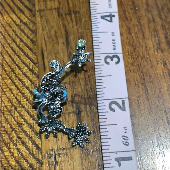 3/$10 NEW cuff earrings - Picture 4 of 4